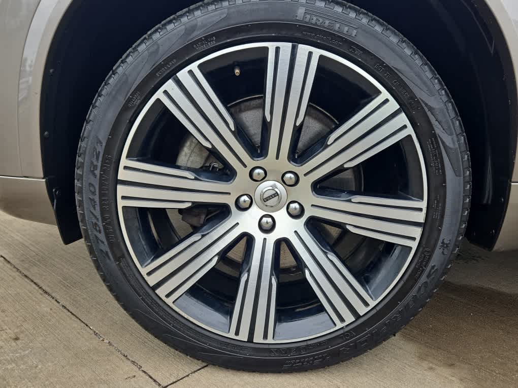2022 Volvo XC90 T6 AWD Inscription photo 2