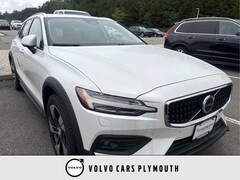 2026 Volvo V60 Cross Country B5 Plus AWD Wagon