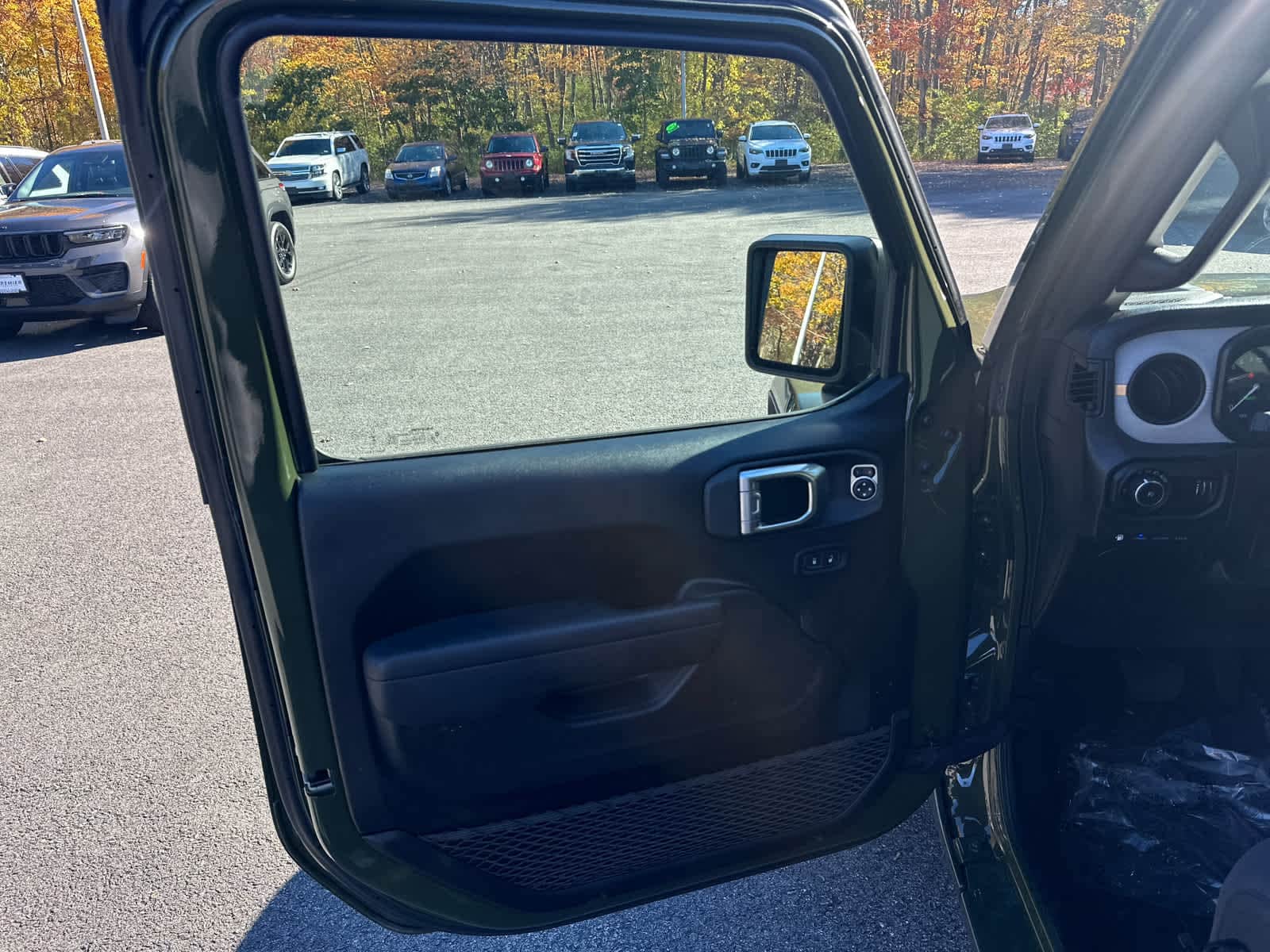 2024 Jeep Wrangler 4xe Sports S 4XE - Photo 19