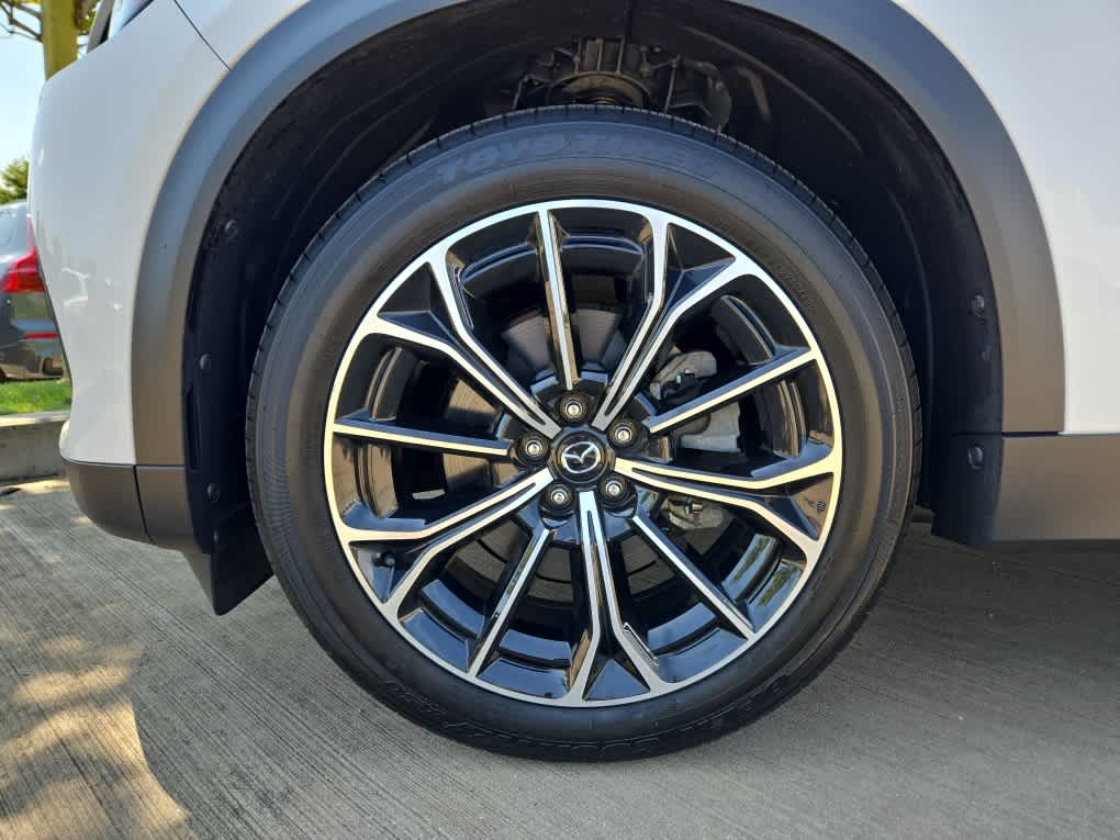 2025 Mazda CX-70 Plug-in Hybrid Premium Plus photo 4