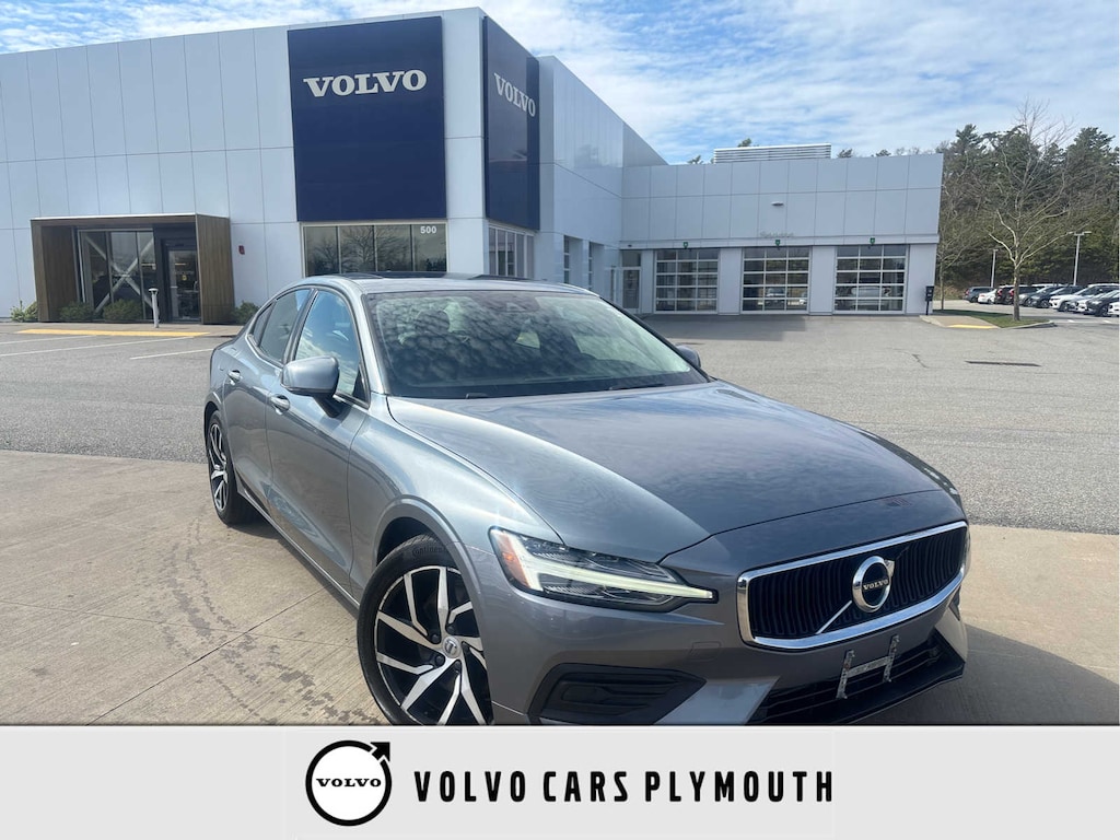 Used 2020 Volvo S60 T5 Momentum Sedan