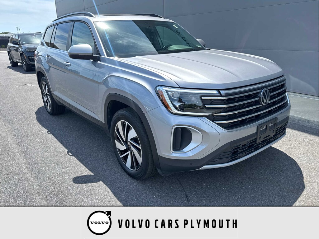 Used 2024 Volkswagen Atlas 2.0T SE w/Technology SUV