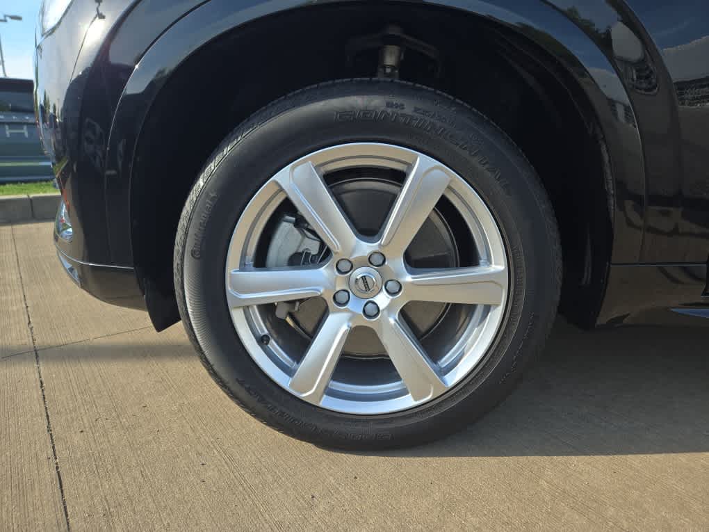 2024 Volvo XC90 B5 Core photo 4