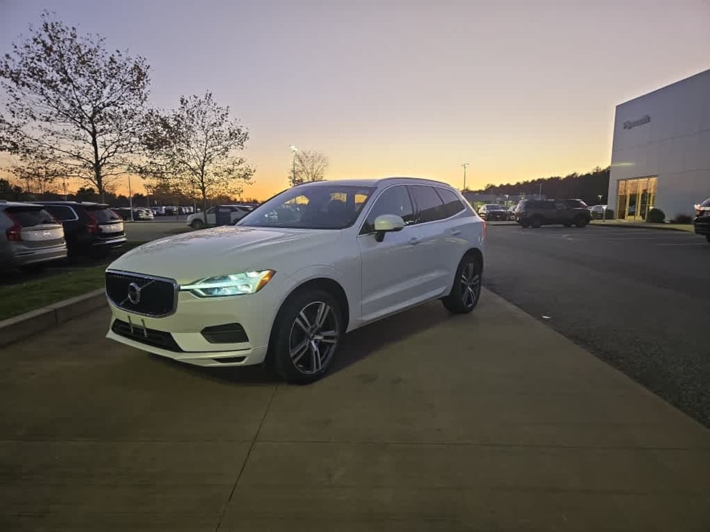 Used 2020 Volvo XC60 T6 Momentum SUV