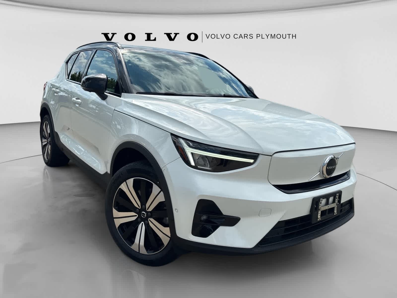 Used 2023 Volvo XC40 Plus with VIN YV4ED3UL9P2101260 for sale in Plymouth, MA