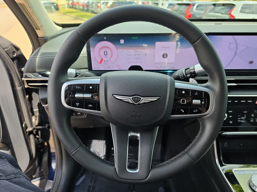 2025 GENESIS GV80 13