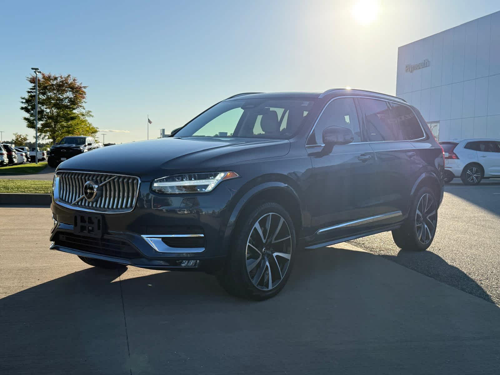 2023 Volvo XC90 AWD Plus photo 3