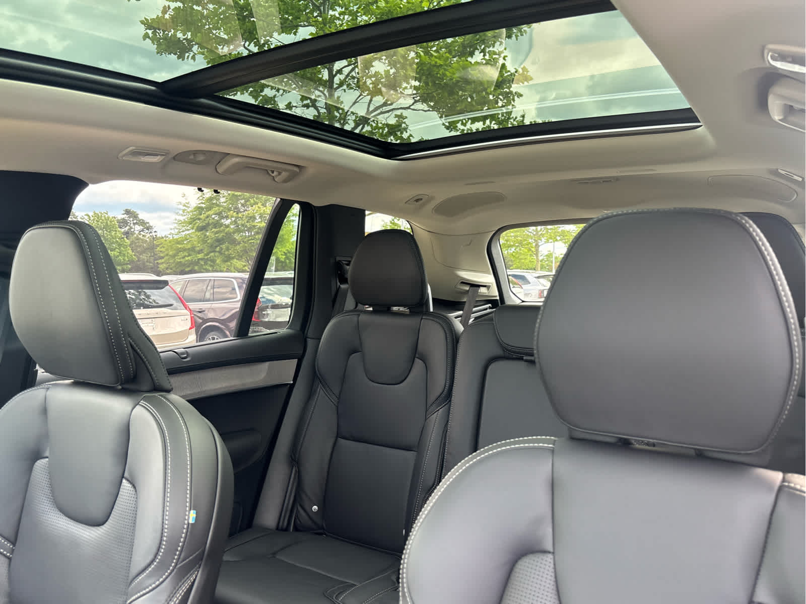 2026 Volvo XC90 Ultra - Photo 22