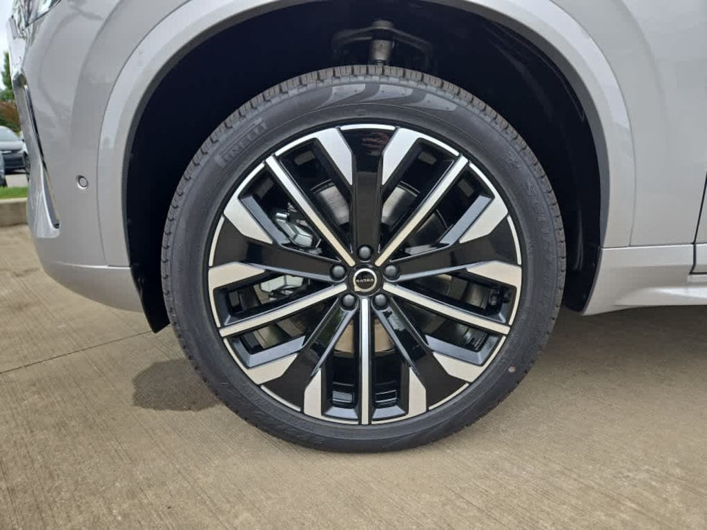 New 2025 Volvo XC90 plug-in hybrid T8 (2025.5) Plus 6-Seater SUV