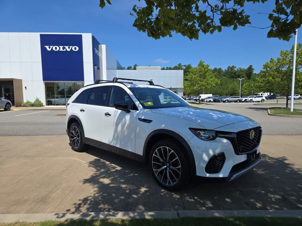2025 Mazda CX-70 Plug-in Hybrid Premium Plus photo 2