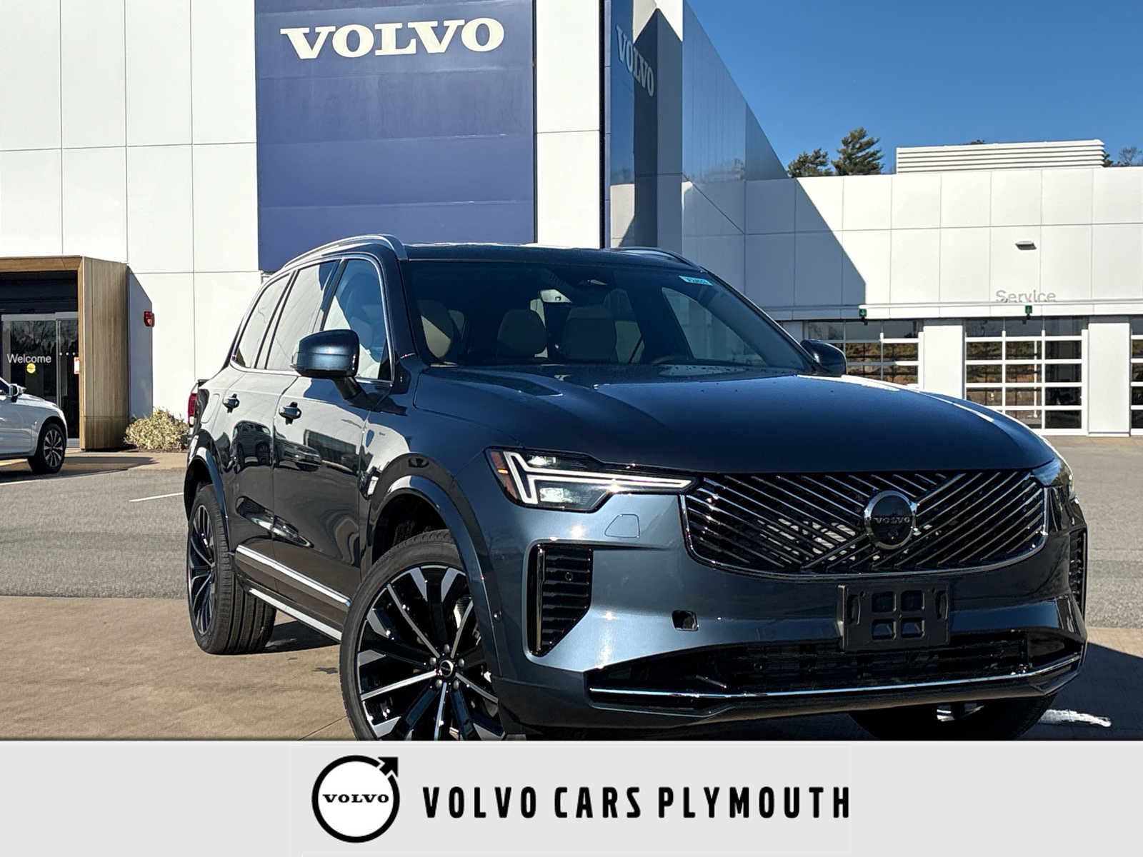 2026 Volvo XC90 Plus's photo