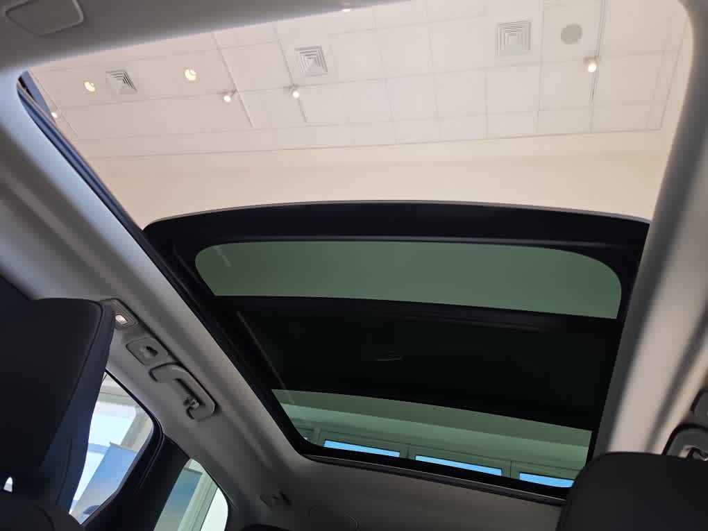 2026 Volvo XC60 Plus - Photo 20