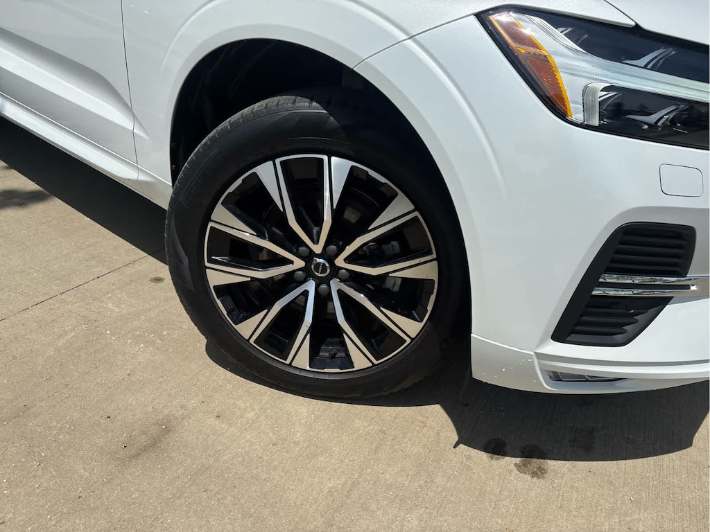 Used 2023 Volvo XC60 B5 AWD Core SUV