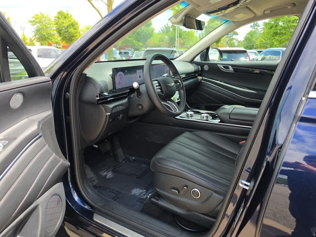 2025 GENESIS GV80 11