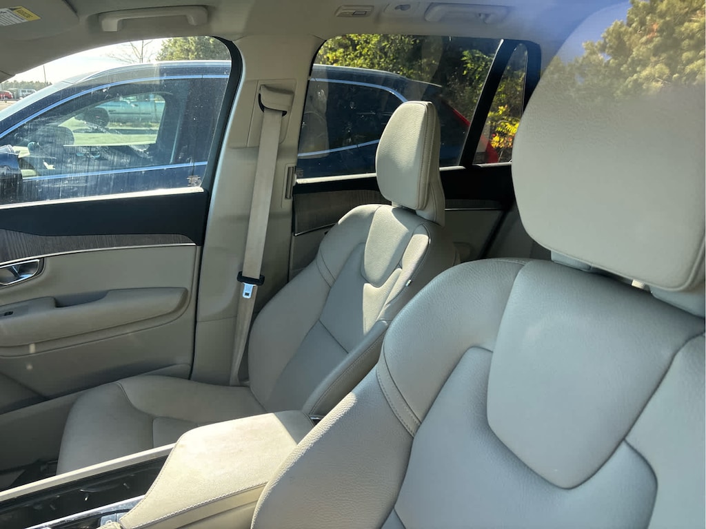 Used 2023 Volvo XC90 Recharge Plug-In Hybrid Plus Bright 7-Seater SUV