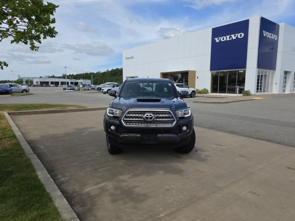 Used 2016 Toyota Tacoma TRD Sport V6 Truck Access Cab