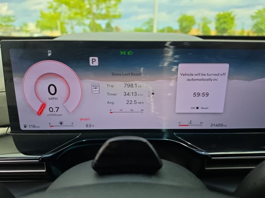 2025 GENESIS GV80 16