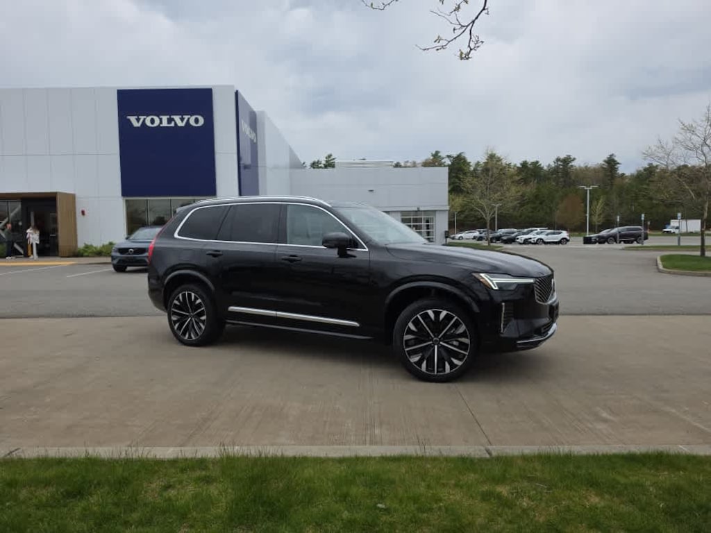 Used 2025 Volvo XC90 B5 (2025.5) Plus 7-Seater SUV
