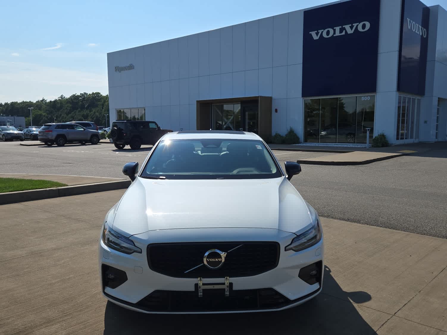 2025 Volvo S60 B5 Core photo 3