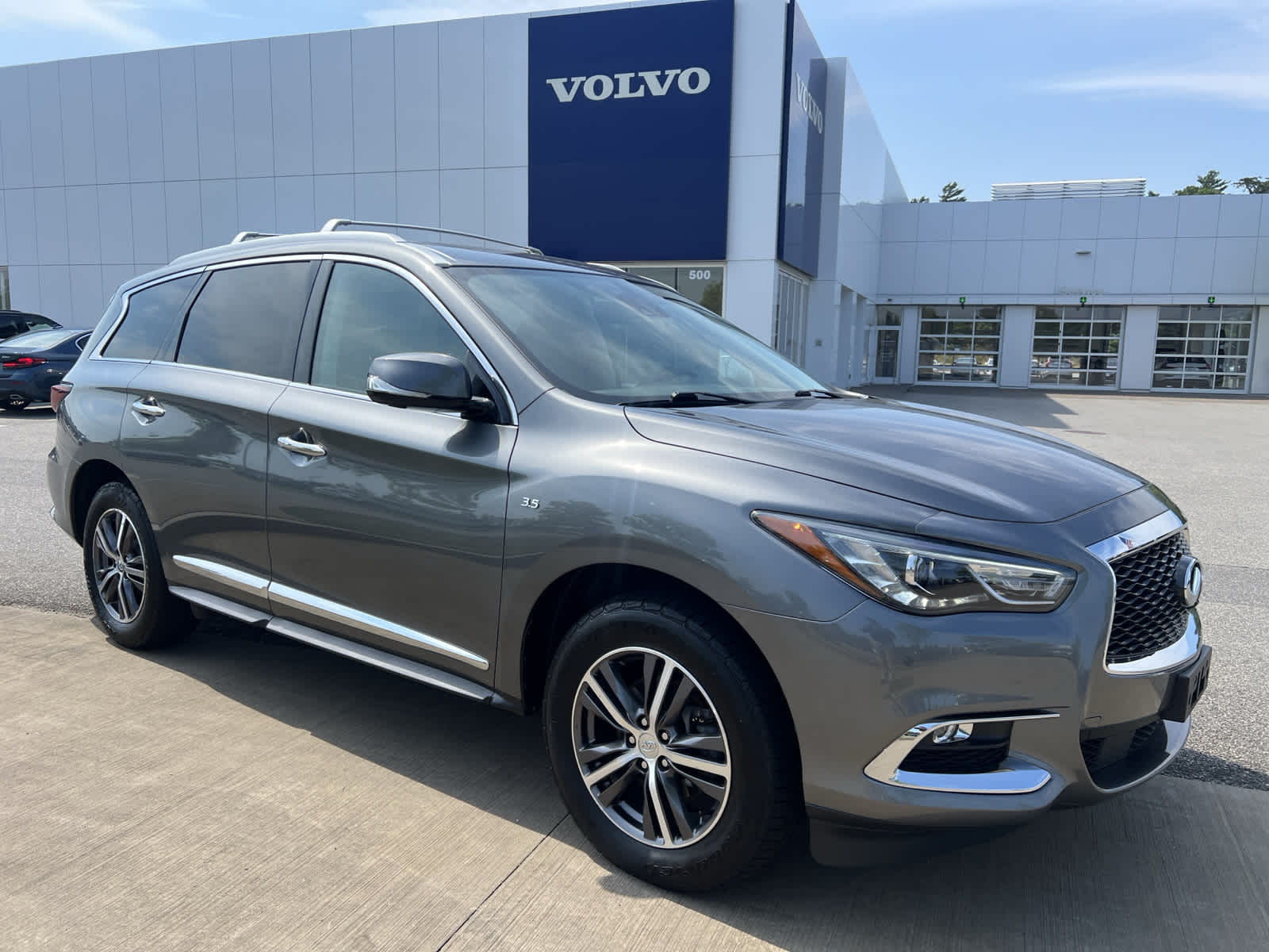 Used 2019 INFINITI QX60 LUXE with VIN 5N1DL0MM4KC559683 for sale in Plymouth, MA