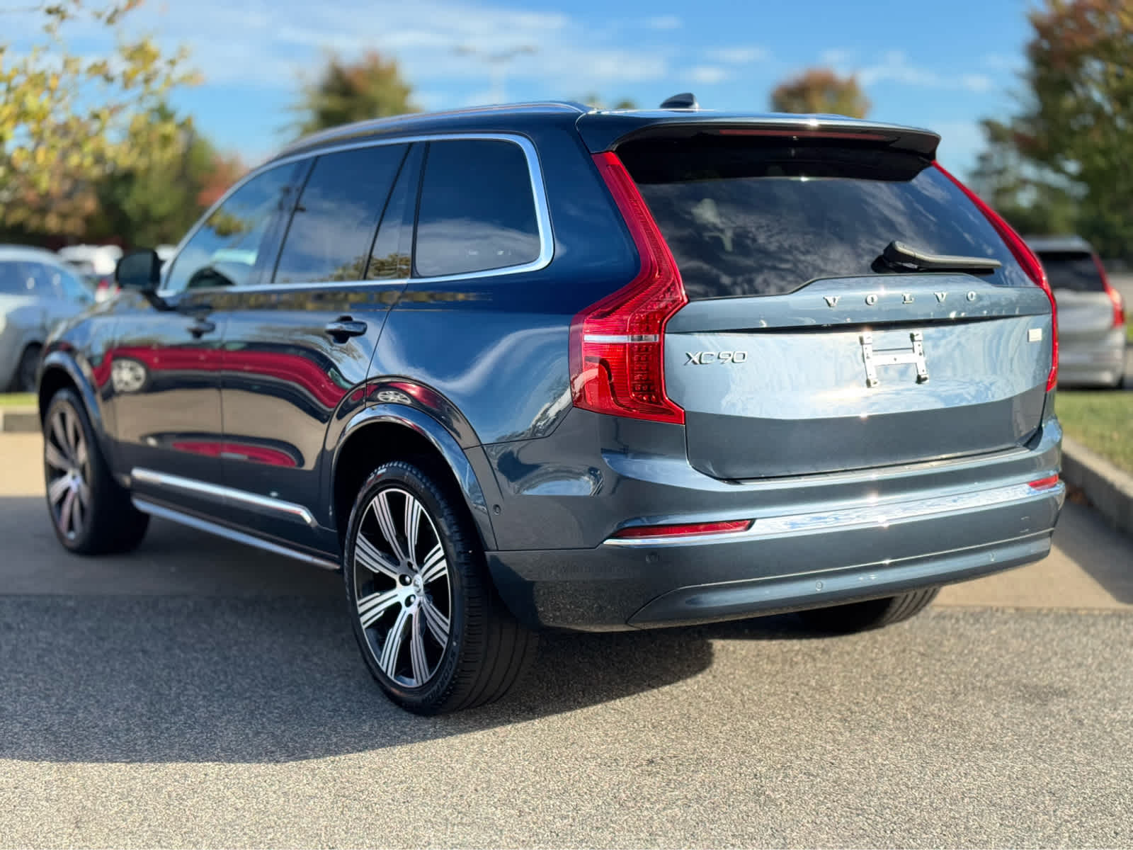 2024 Volvo XC90 T8 Plus photo 4