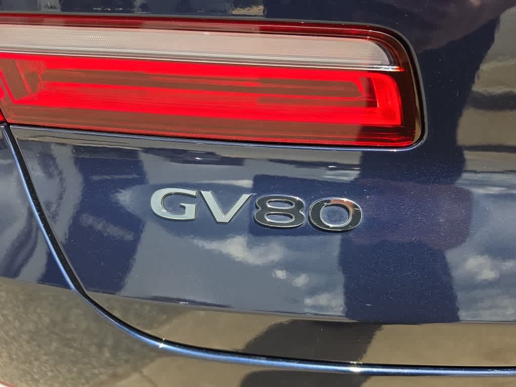 2025 GENESIS GV80 8