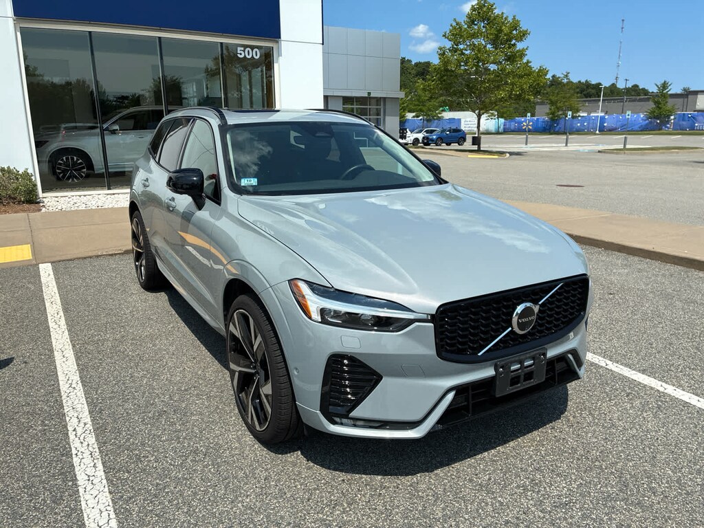 Used 2025 Volvo XC60 B5 Plus SUV