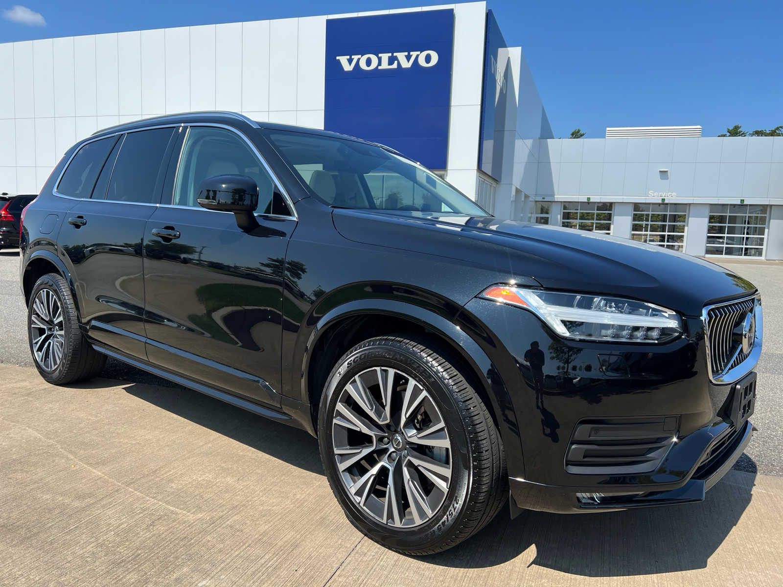 Used 2022 Volvo XC90 Momentum with VIN YV4A22PK4N1838662 for sale in Plymouth, MA