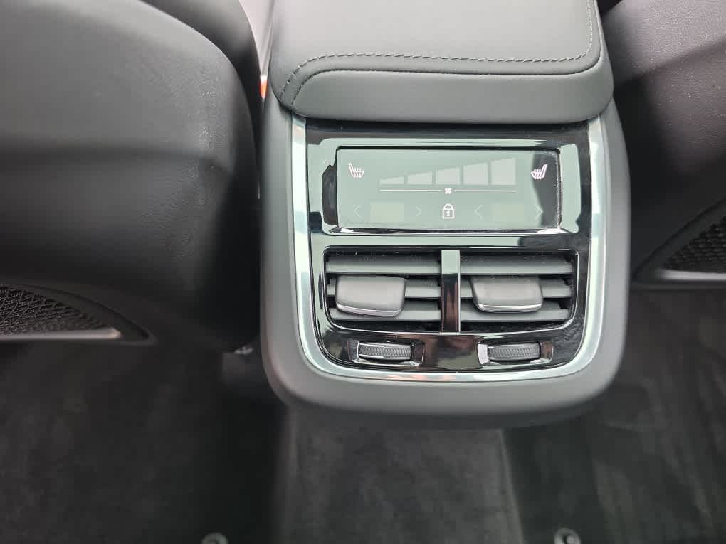 2026 Volvo XC60 Ultra - Photo 26