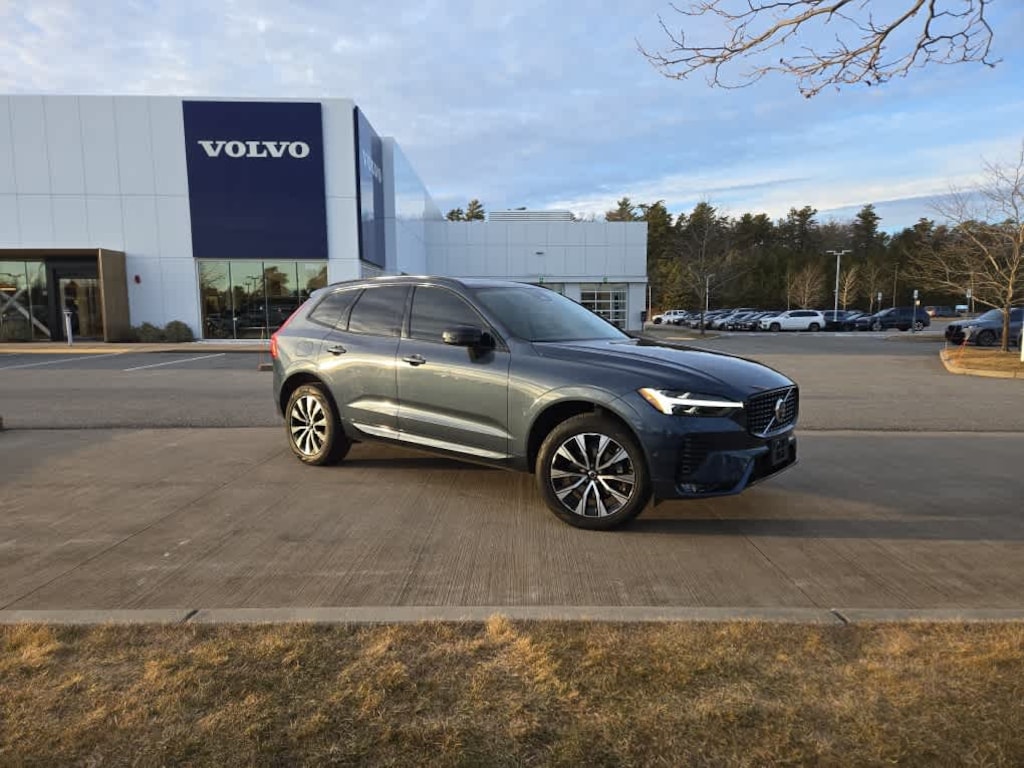 Used 2023 Volvo XC60 B5 AWD Plus Dark SUV
