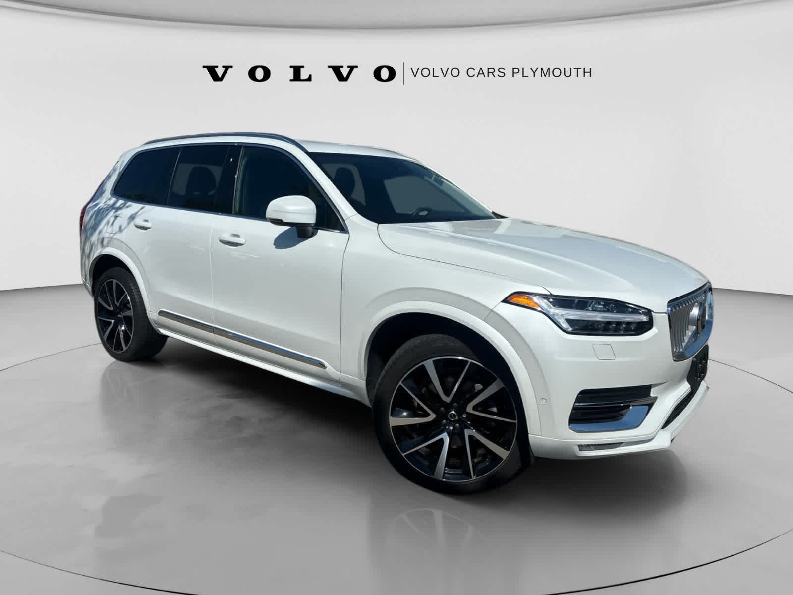 2023 Volvo XC90 Plus