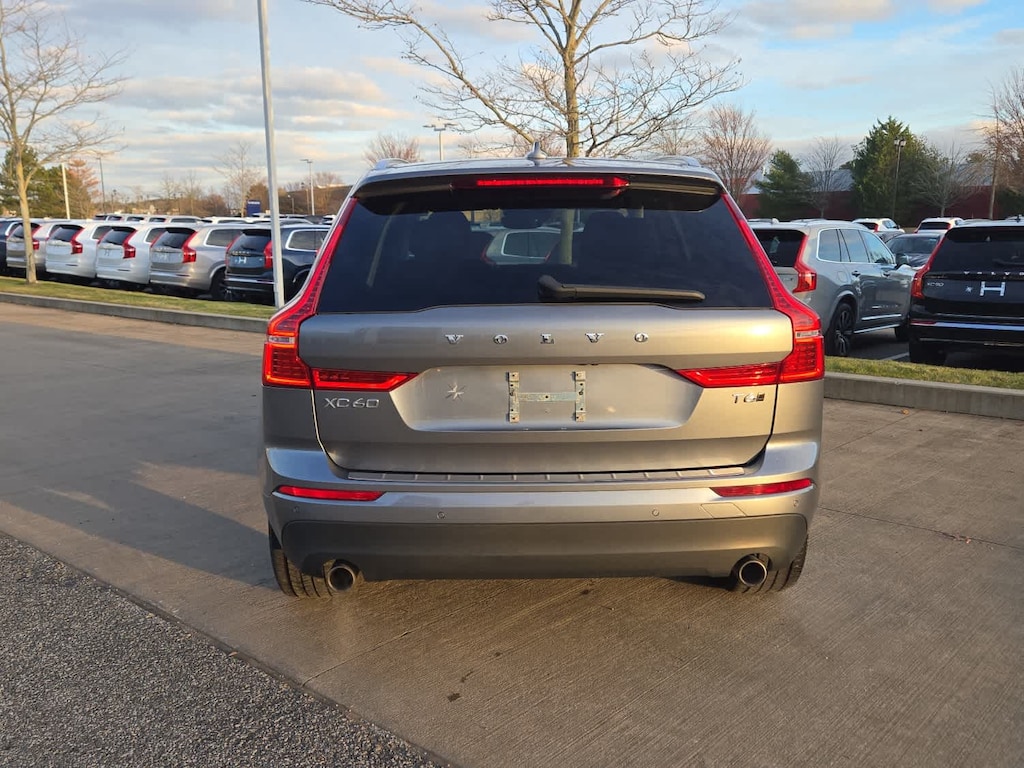 Used 2021 Volvo XC60 T6 Momentum SUV