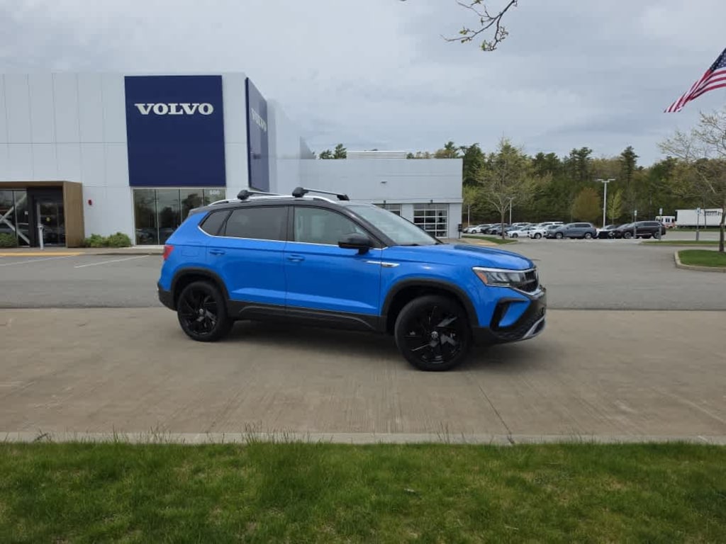 Used 2023 Volkswagen Taos 1.5T SE SUV