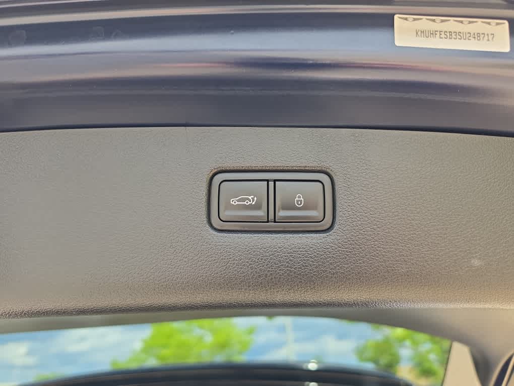 2025 GENESIS GV80 7