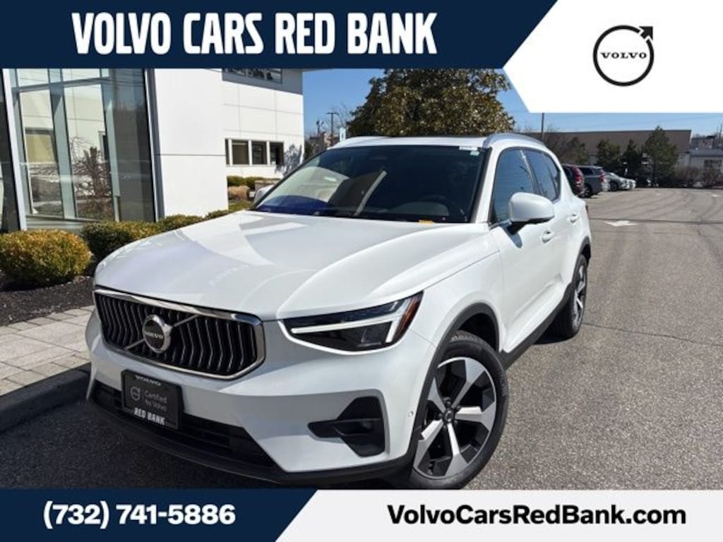 Certified 2025 Volvo XC40 B5 Plus Bright Theme SUV