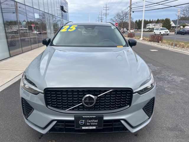 2025 Volvo XC60 Plus - Photo 7