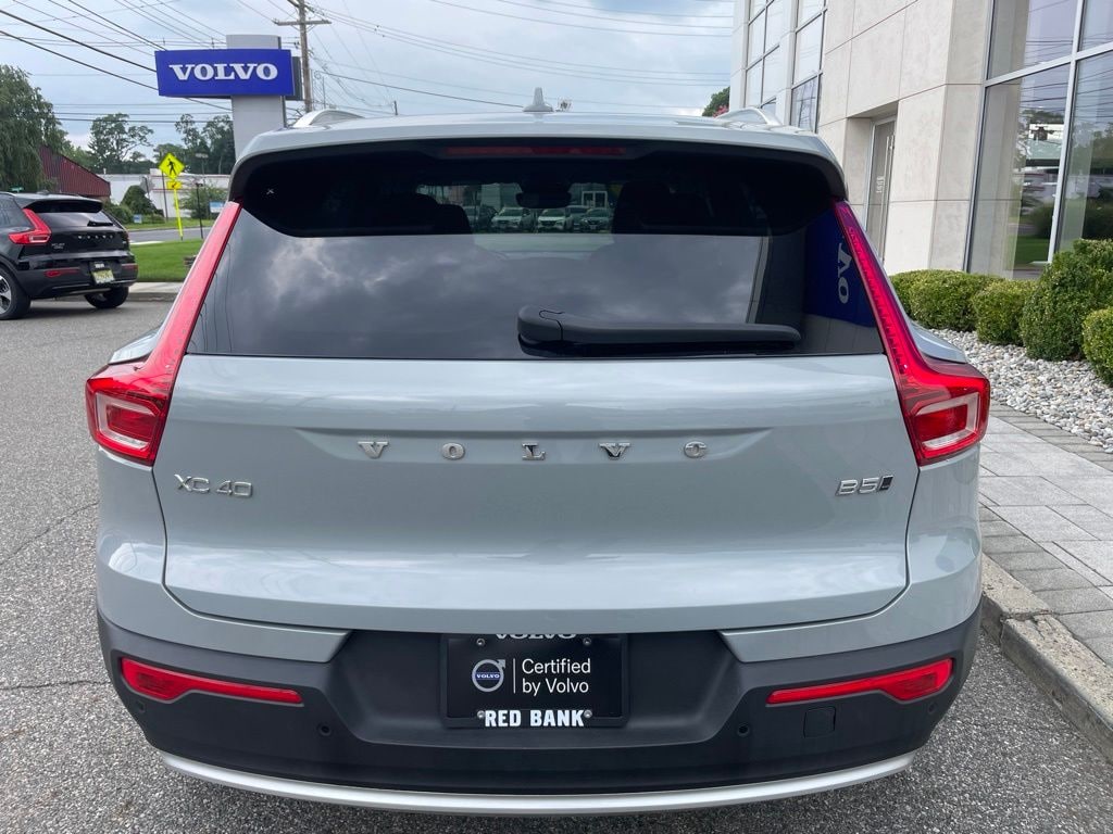 Certified 2025 Volvo XC40