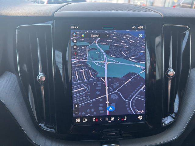 2025 Volvo XC60 Plus - Photo 22