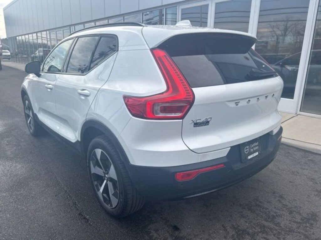 Used 2025 Volvo XC40