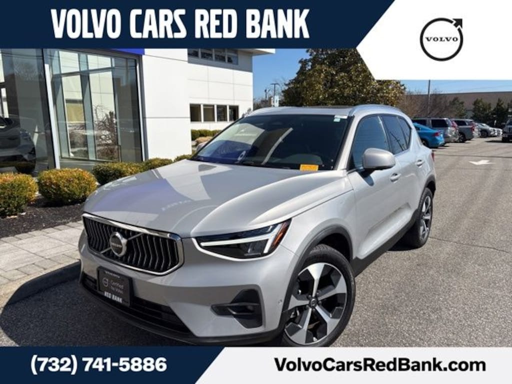 Certified 2025 Volvo XC40 B5 Plus Bright Theme SUV