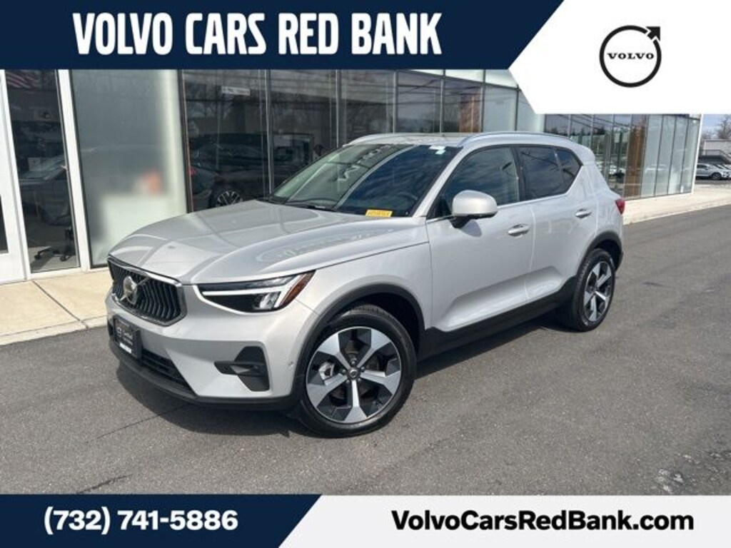 Used 2025 Volvo XC40