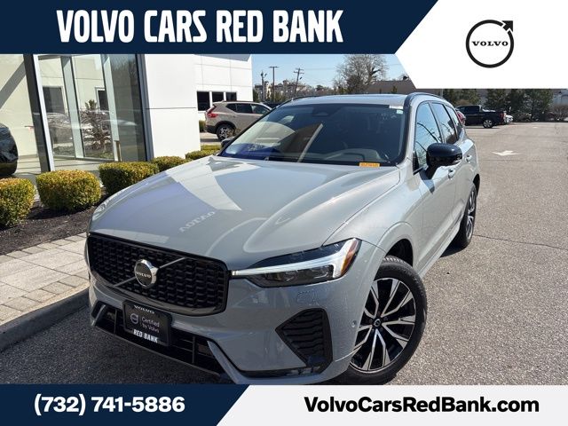 2025 Volvo XC60 B5 Plus Dark AWD's photo