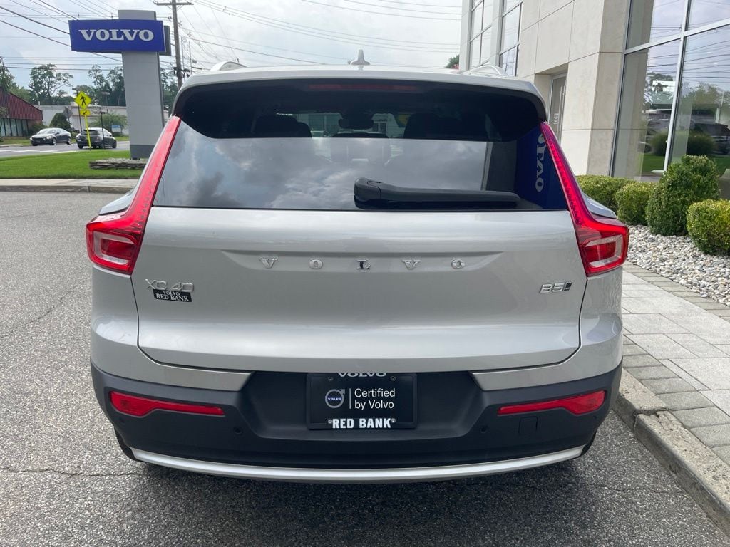 Certified 2025 Volvo XC40