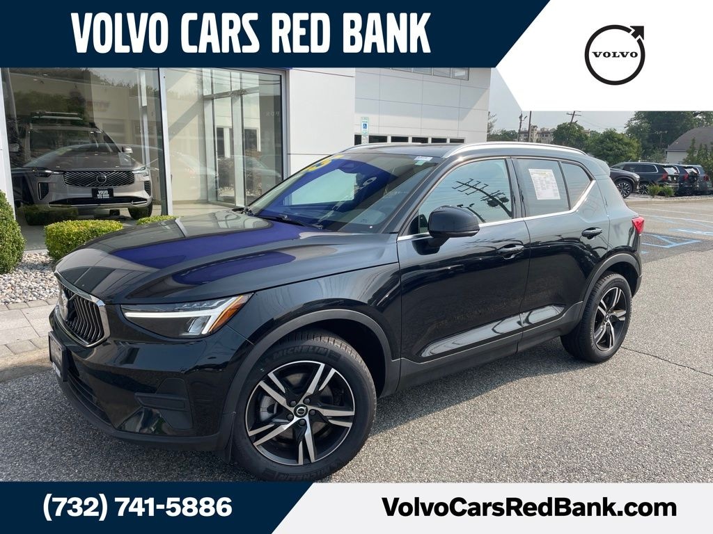 Certified 2025 Volvo XC40