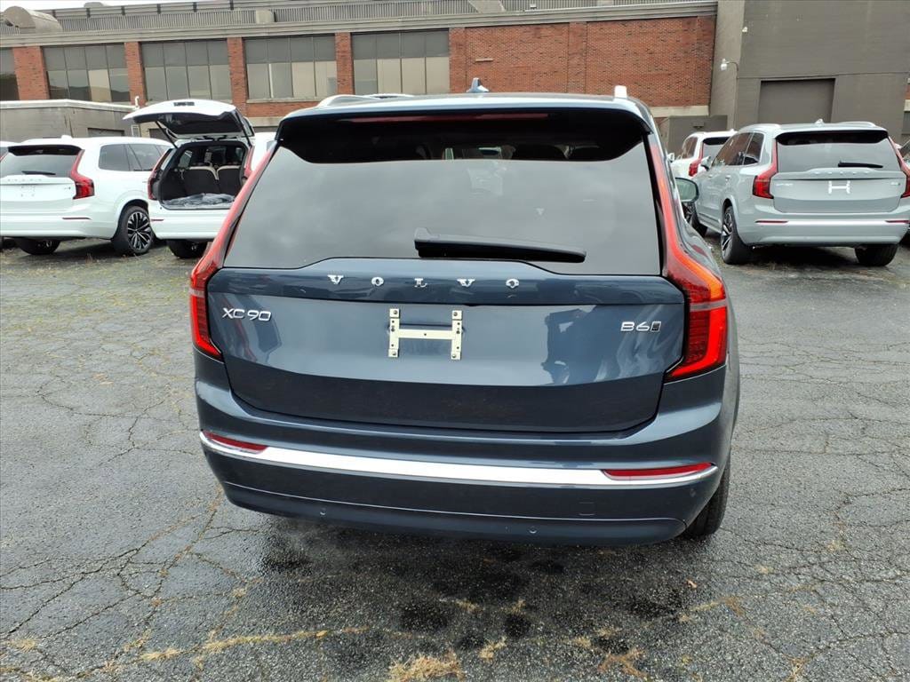 New 2026 Volvo XC90 B6 Core SUV