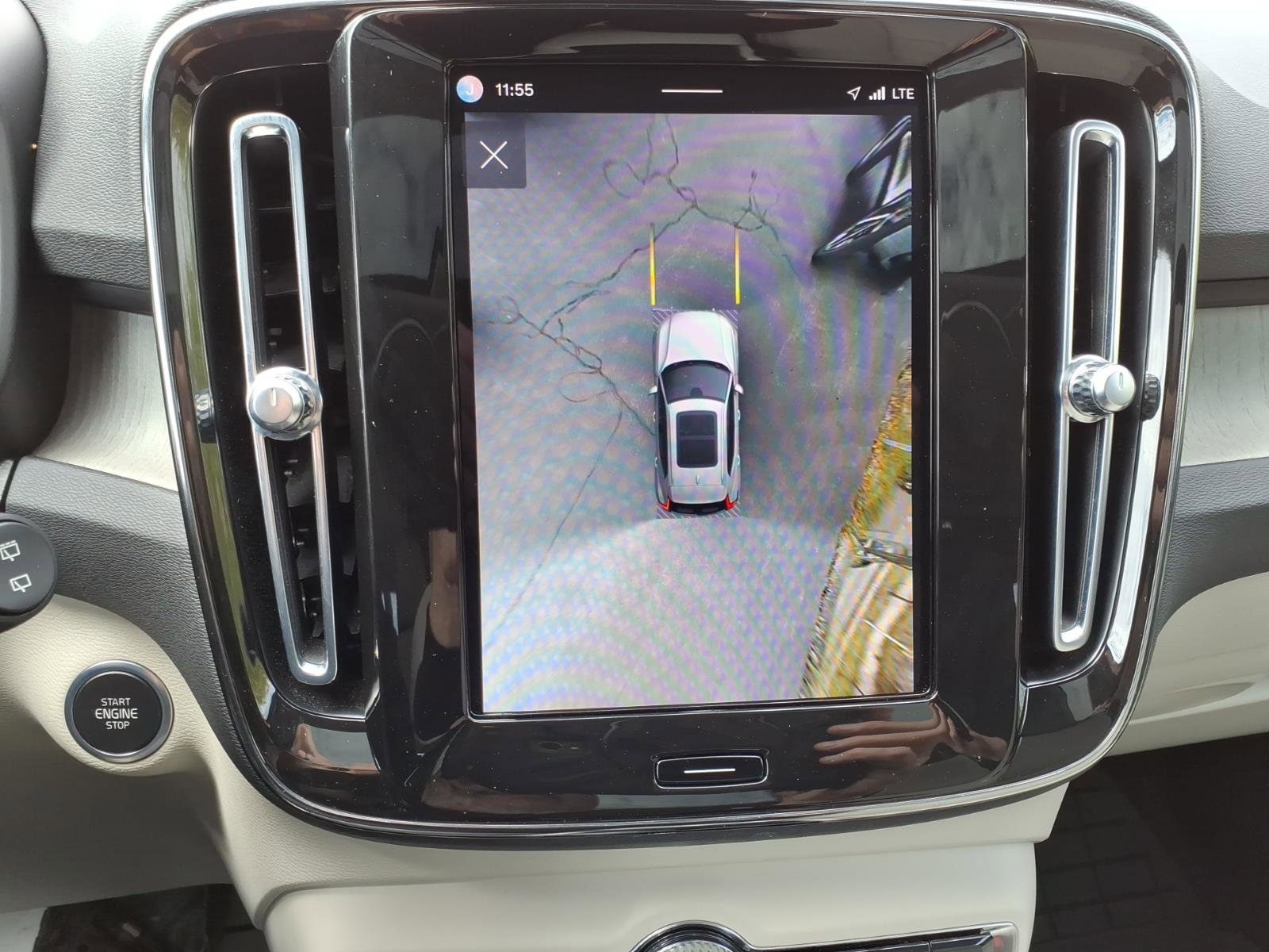 2023 Volvo XC40 Plus - Photo 27