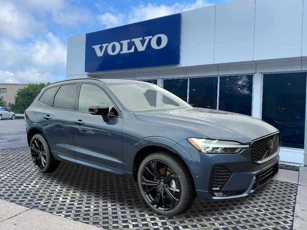 New 2026 Volvo XC60 B5 Ultra Black Edition SUV