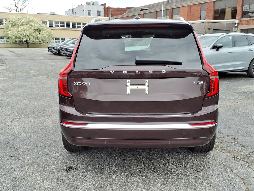 New 2026 Volvo XC90 plug-in hybrid T8 Ultra 7-Seater SUV