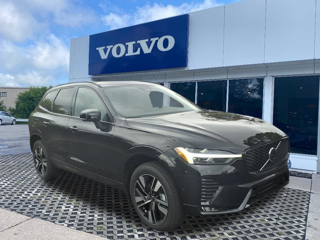 2026 Volvo XC60 Plus's photo