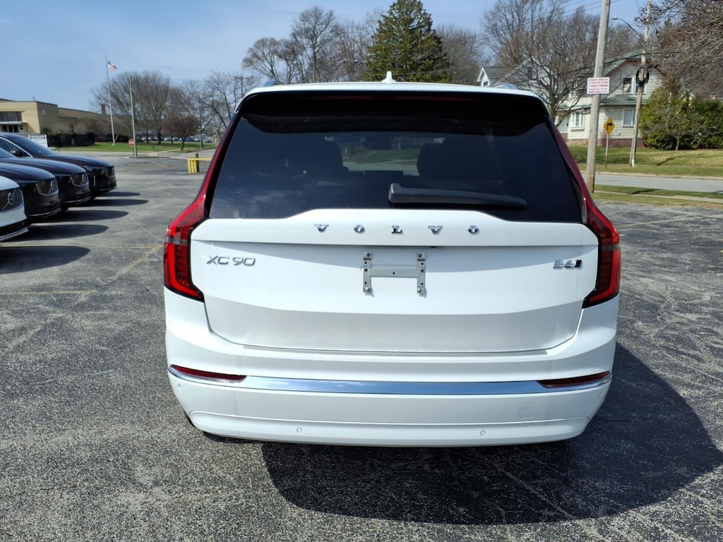 New 2026 Volvo XC90 B6 Plus 7-Seater SUV